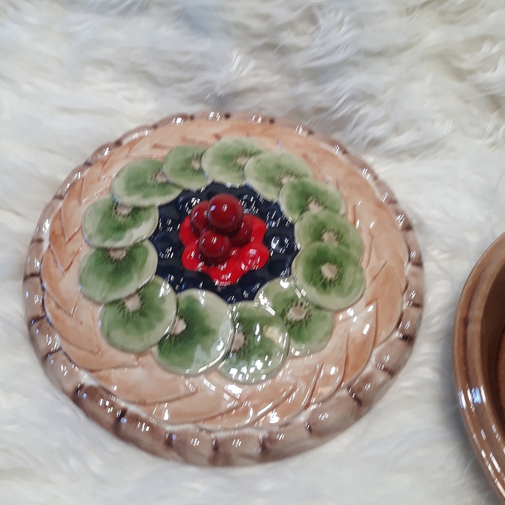 Vintage Made in Portugal Tart Pie Keeper - Picture 4 of 7